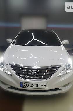 Седан Hyundai Sonata 2011 в Ужгороде
