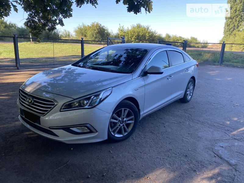 Седан Hyundai Sonata 2015 в Киеве