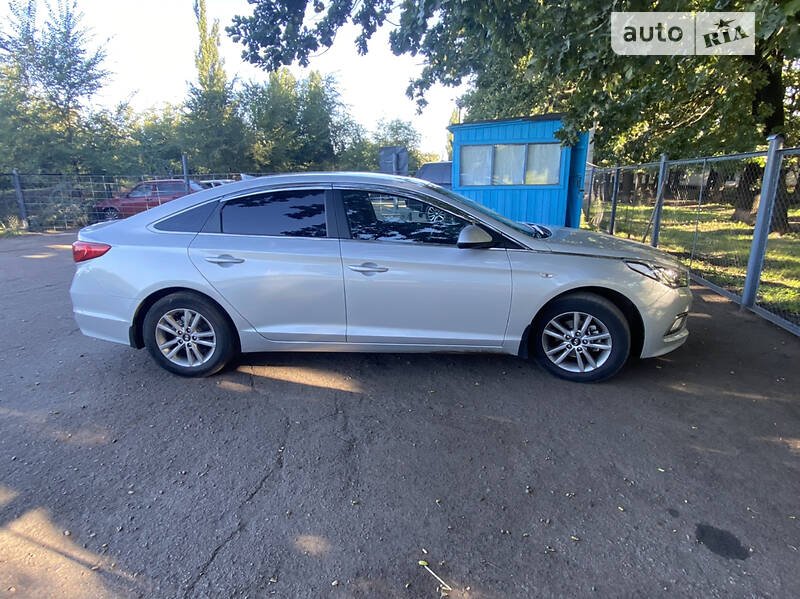 Седан Hyundai Sonata 2015 в Киеве