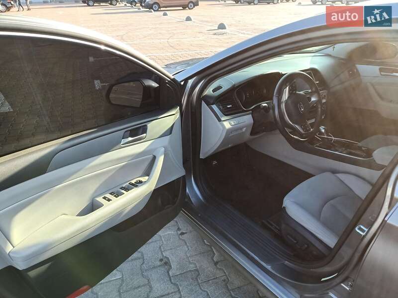 Седан Hyundai Sonata 2017 в Житомире