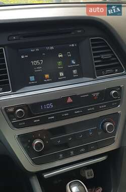 Седан Hyundai Sonata 2015 в 