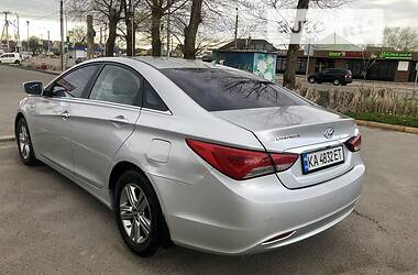 Седан Hyundai Sonata 2013 в Киеве