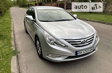 Седан Hyundai Sonata 2013 в Ровно