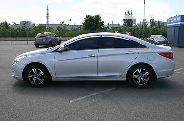 Седан Hyundai Sonata 2014 в Киеве