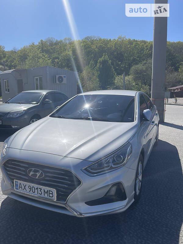 Седан Hyundai Sonata 2018 в Петропавловке