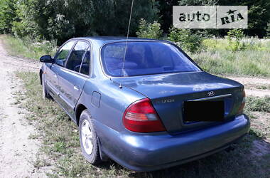 Седан Hyundai Sonata 1997 в Богуславе
