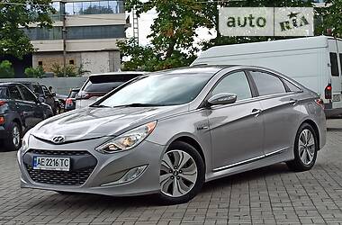 Седан Hyundai Sonata 2013 в Днепре