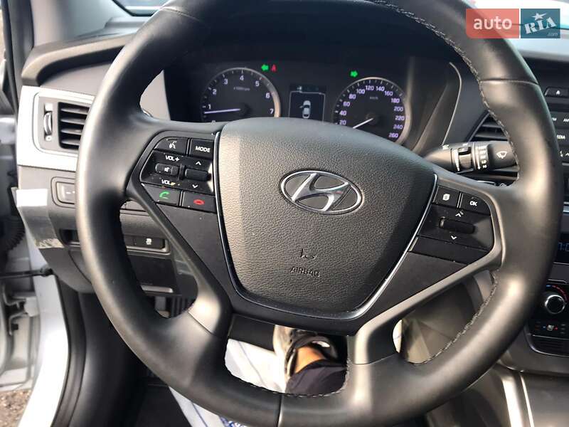 Седан Hyundai Sonata 2016 в Одессе