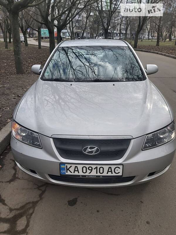 Hyundai Sonata