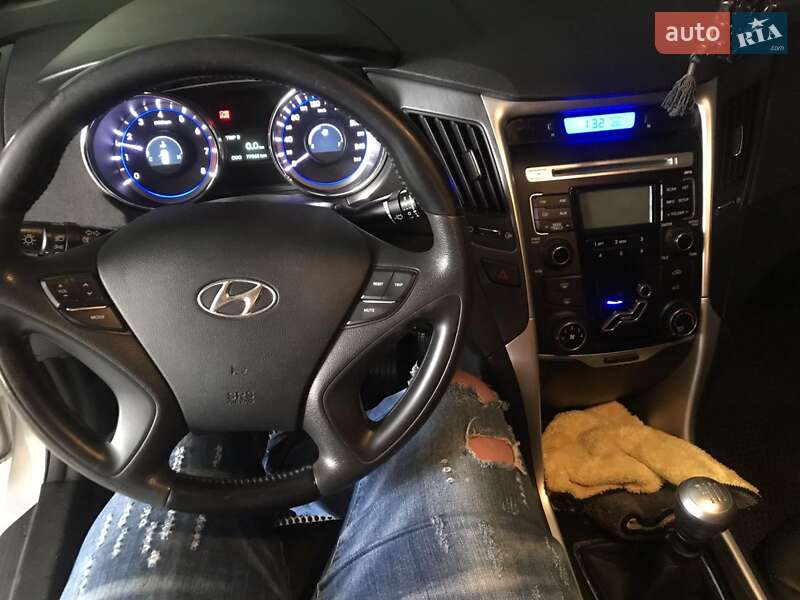 Седан Hyundai Sonata 2010 в Запоріжжі