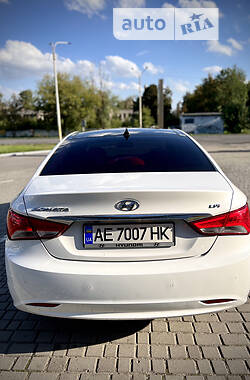 Седан Hyundai Sonata 2013 в Павлограді