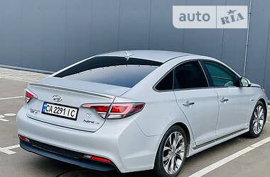 Седан Hyundai Sonata 2015 в 