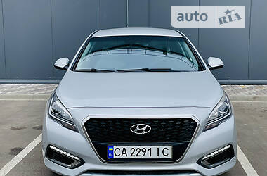 Седан Hyundai Sonata 2015 в 