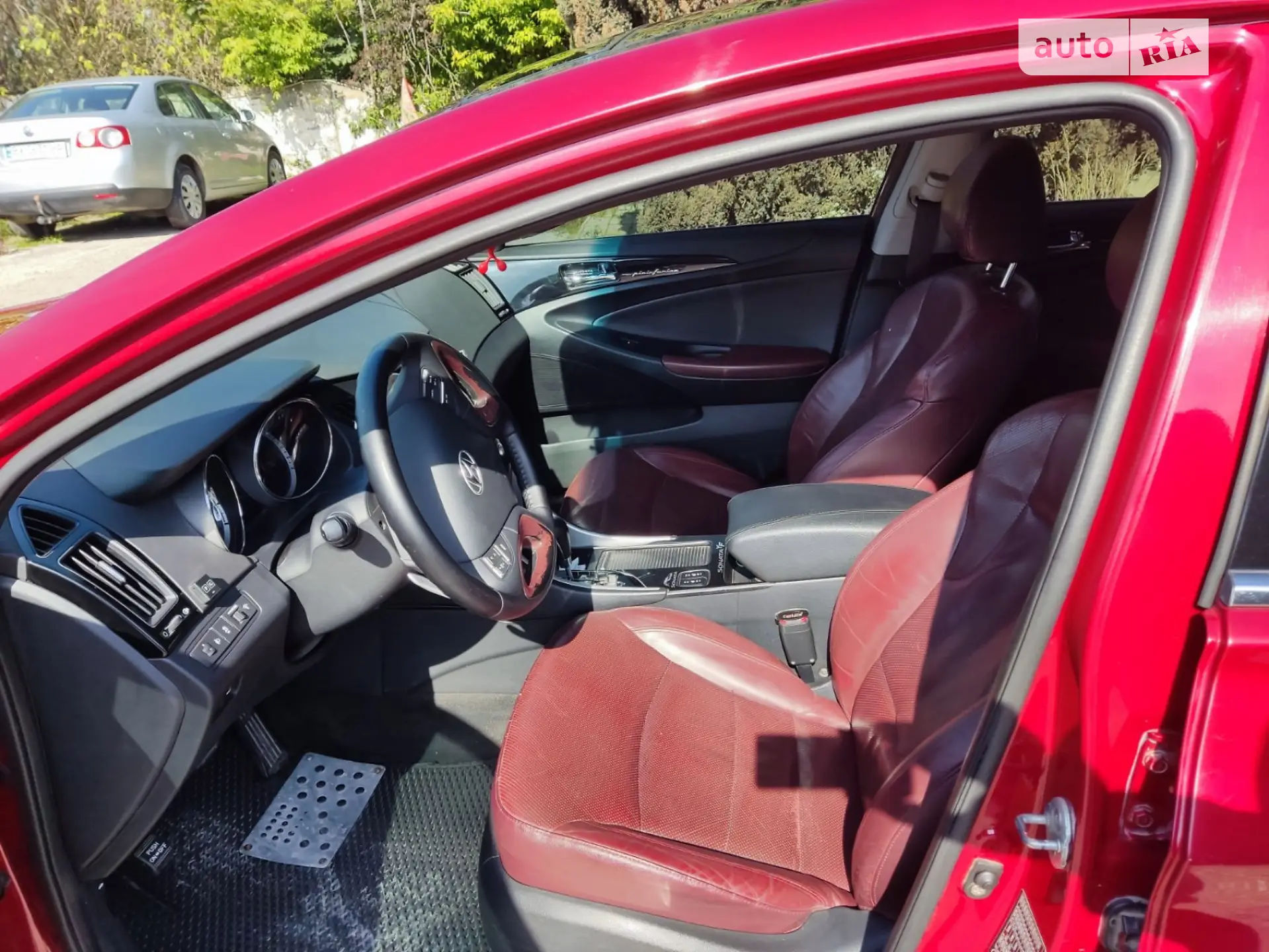 2010 Hyundai Sonata - мініатюра 2
