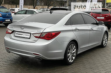 Седан Hyundai Sonata 2012 в 