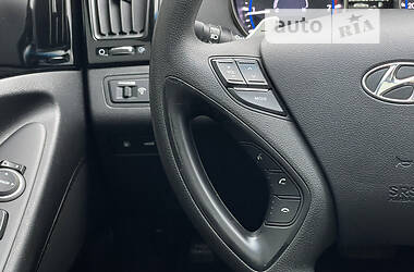 Седан Hyundai Sonata 2012 в 