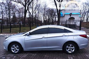 Седан Hyundai Sonata 2014 в Прилуках