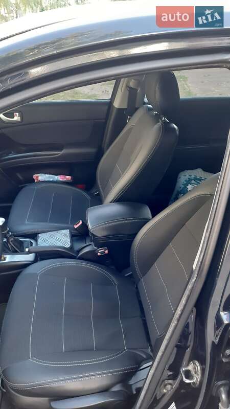 Седан Hyundai Sonata 2007 в Коростене