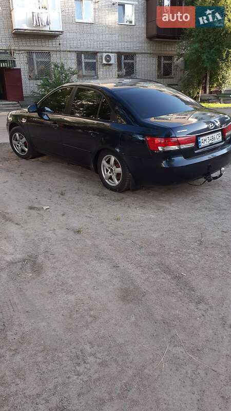 Седан Hyundai Sonata 2007 в Коростене