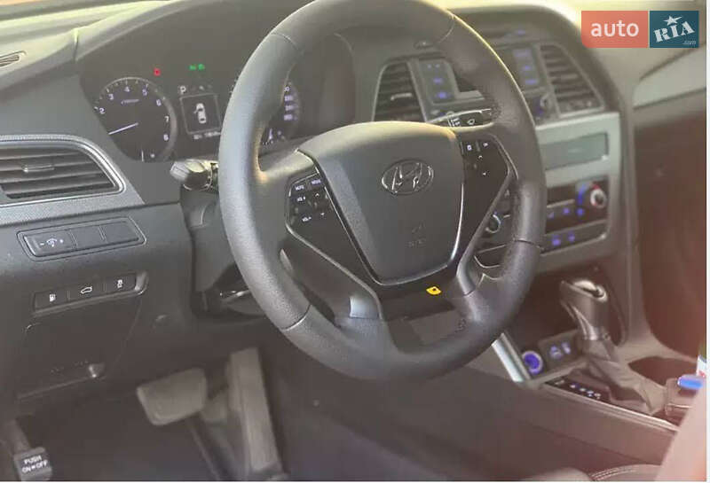 Седан Hyundai Sonata 2016 в Киеве