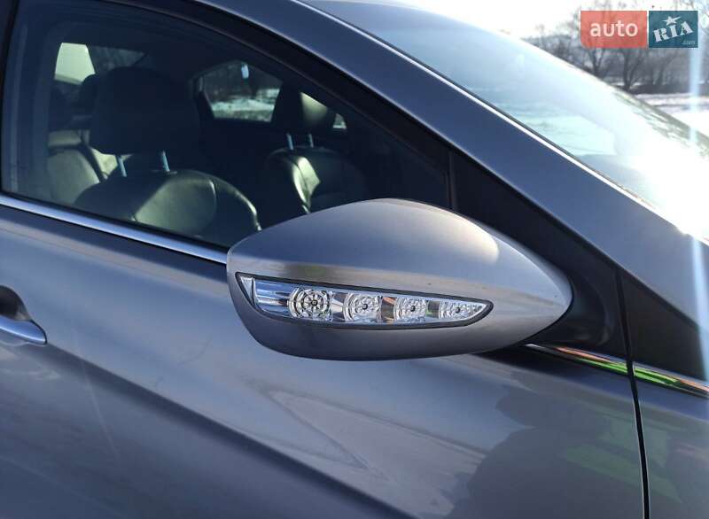 Седан Hyundai Sonata 2013 в Івано-Франківську