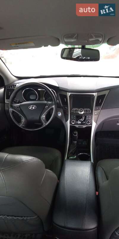 Седан Hyundai Sonata 2013 в Івано-Франківську