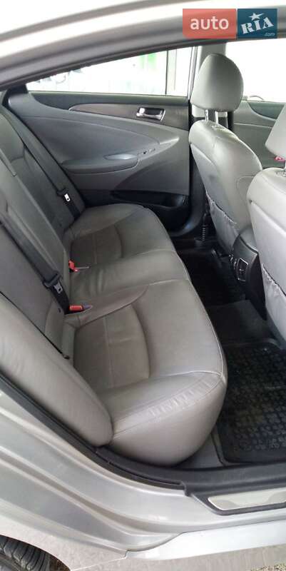 Седан Hyundai Sonata 2013 в Івано-Франківську