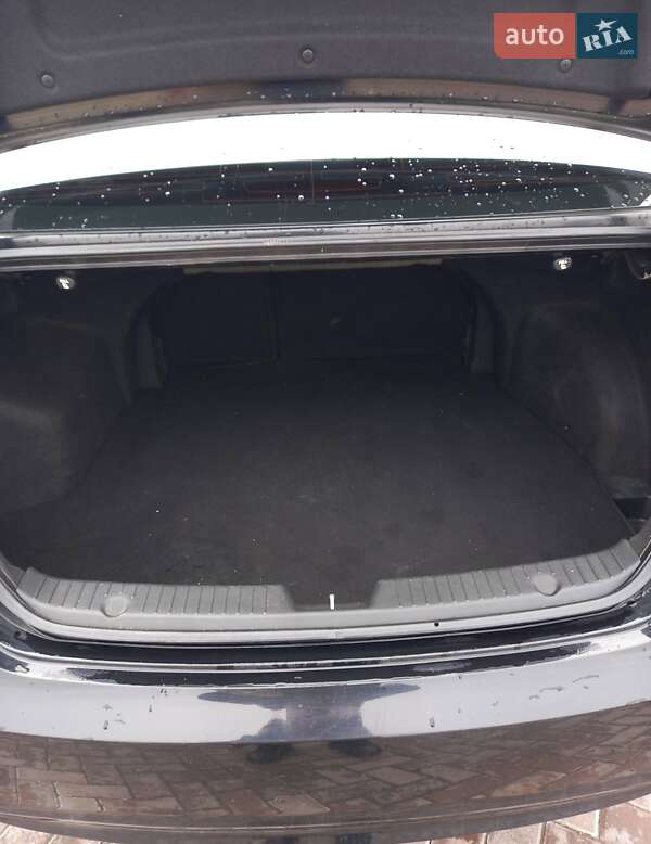 Седан Hyundai Sonata 2011 в Ровно