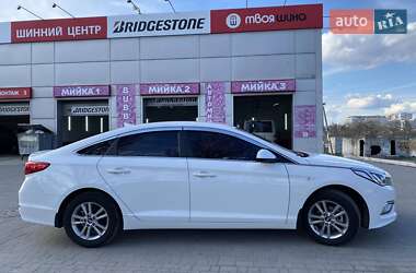 Седан Hyundai Sonata 2016 в Дніпрі
