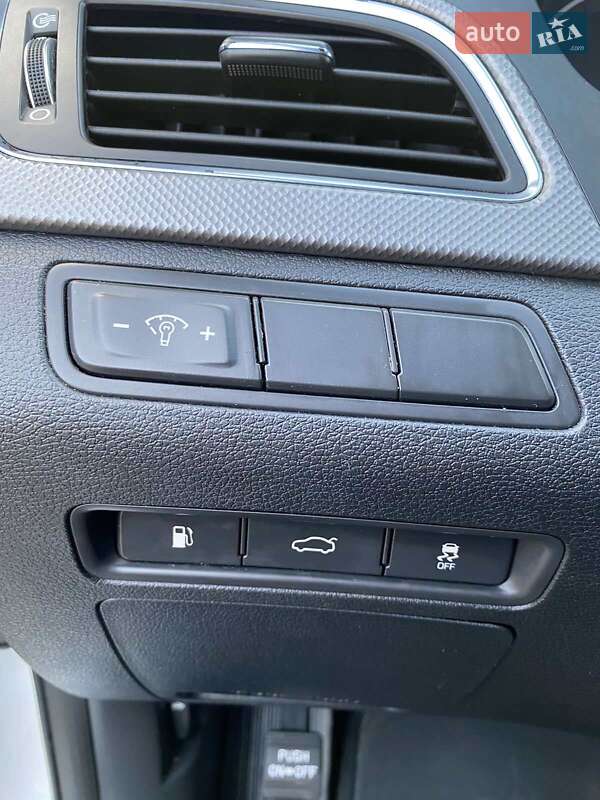 Седан Hyundai Sonata 2016 в Дніпрі