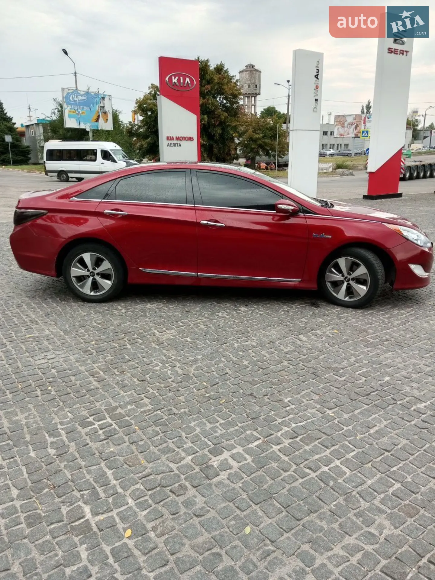 2011 Hyundai Sonata - мініатюра 2