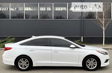Седан Hyundai Sonata 2015 в 