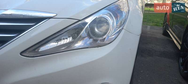 Седан Hyundai Sonata 2014 в Киеве