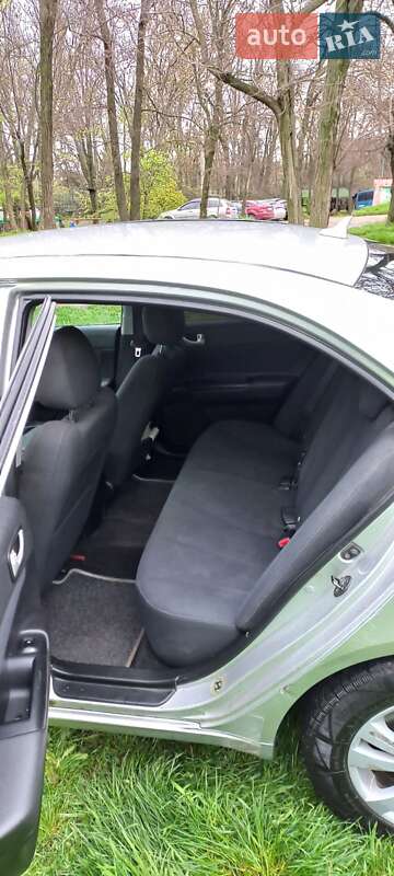 Седан Hyundai Sonata 2006 в Одессе
