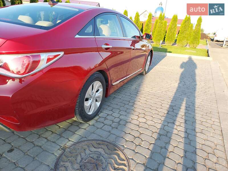 Седан Hyundai Sonata 2013 в Новой Ушице фото 2 Седан Hyundai Sonata 2013 в Новой Ушице