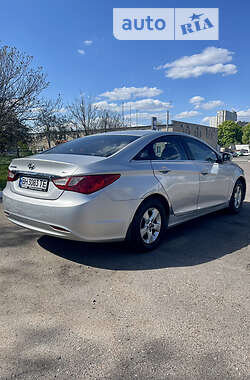 Седан Hyundai Sonata 2013 в 