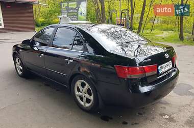 Седан Hyundai Sonata 2006 в Ужгороде