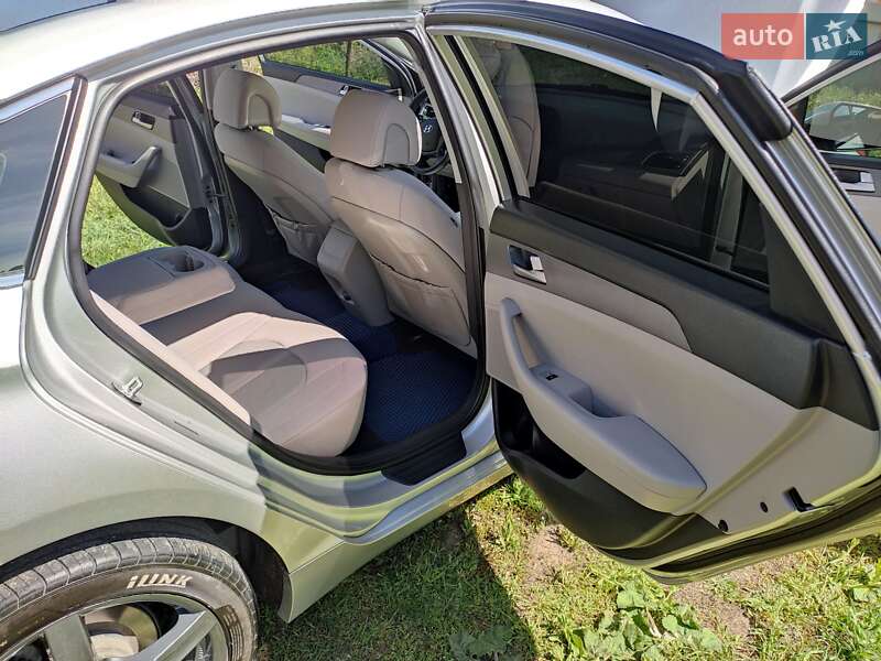 Седан Hyundai Sonata 2017 в Каменец-Подольском
