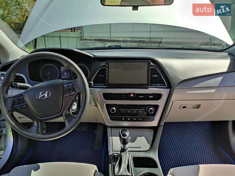 Седан Hyundai Sonata 2017 в Каменец-Подольском