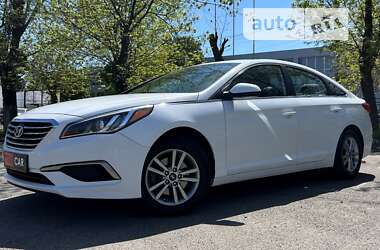 Седан Hyundai Sonata 2016 в Киеве