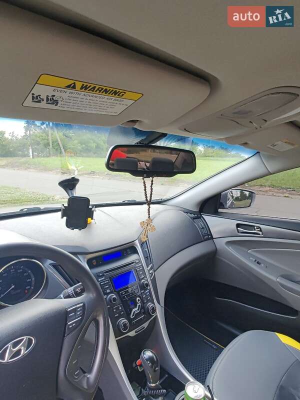 Седан Hyundai Sonata 2012 в Голованівську