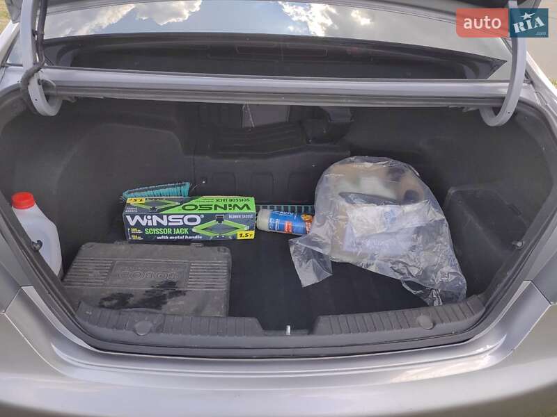 Седан Hyundai Sonata 2012 в Голованівську