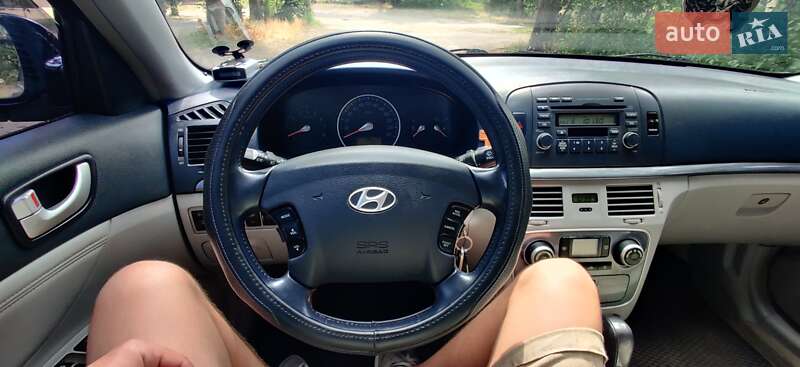 Седан Hyundai Sonata 2006 в Ужгороде