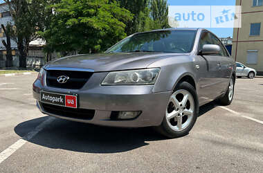 Седан Hyundai Sonata 2005 в Запорожье