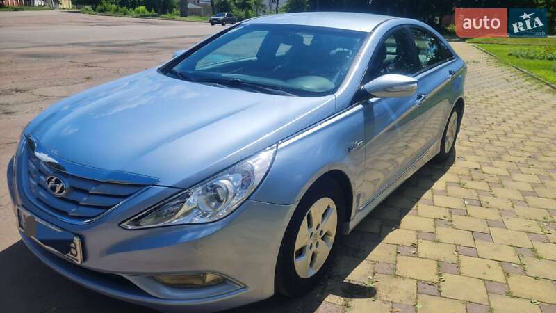 Седан Hyundai Sonata 2012 в Коростене