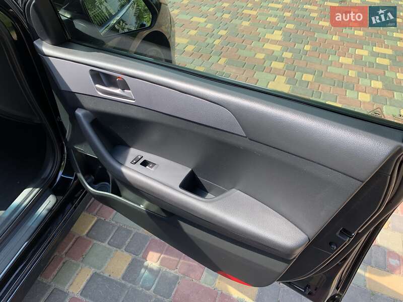 Седан Hyundai Sonata 2018 в Одессе