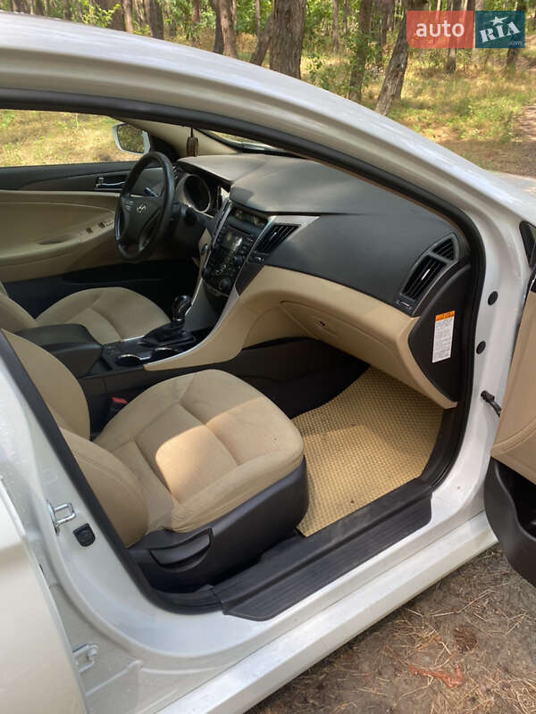 Седан Hyundai Sonata 2013 в Запорожье