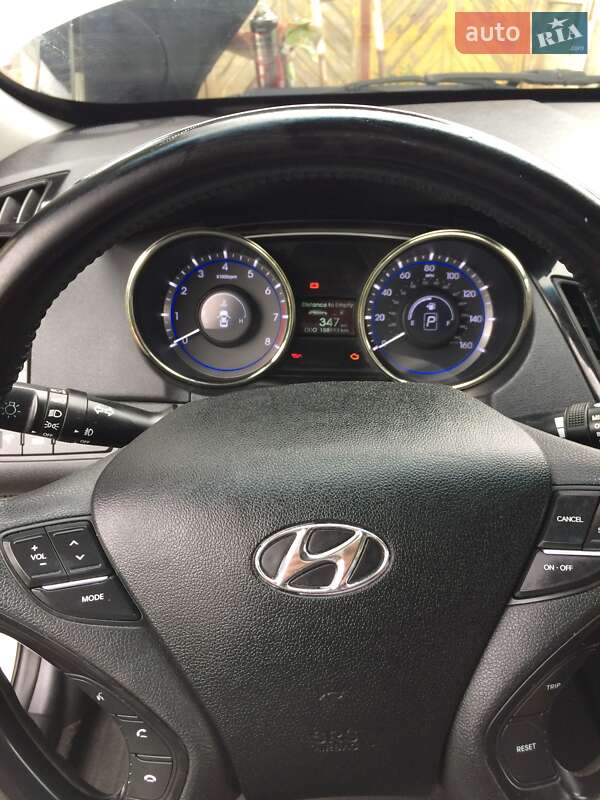 Седан Hyundai Sonata 2011 в Полтаві