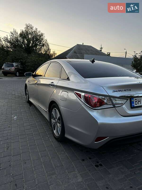 Седан Hyundai Sonata 2014 в Миколаєві