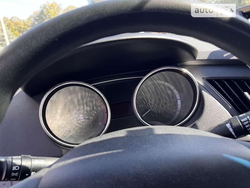 Седан Hyundai Sonata 2013 в Киеве фото 11 Седан Hyundai Sonata 2013 в Киеве